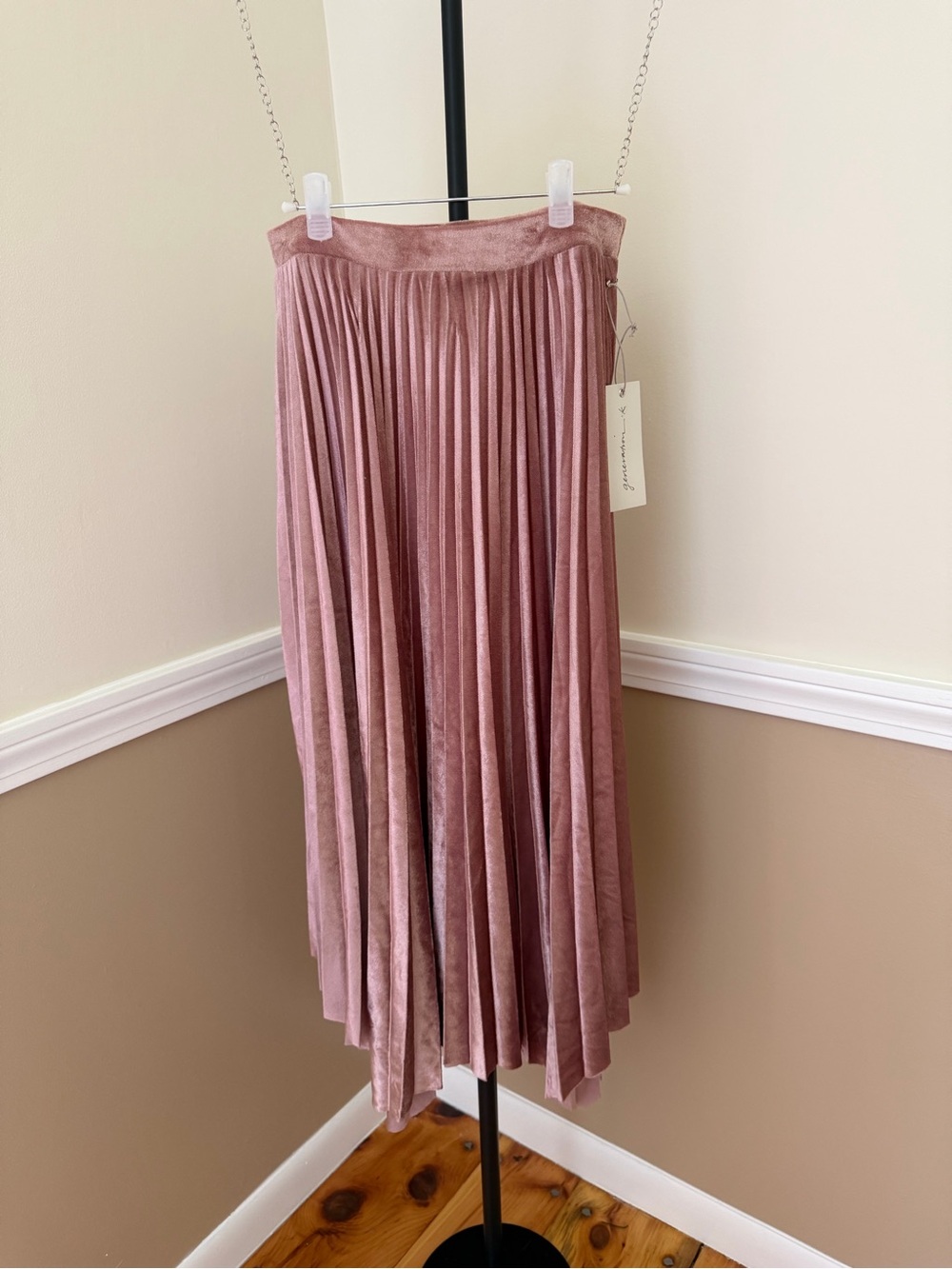 Pleated Velvet Midi Skirt - Dusty Rose